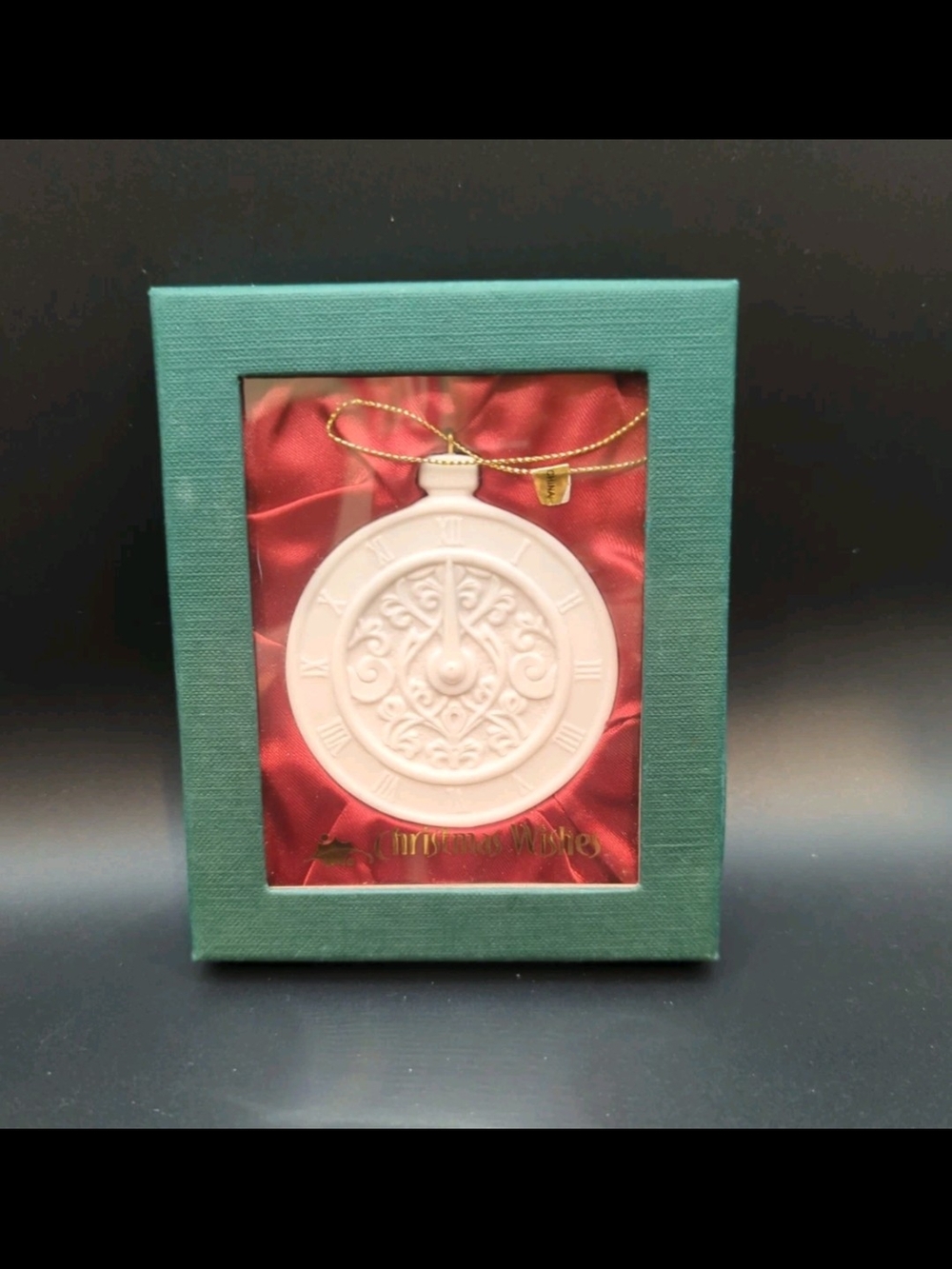 Demdaco Christmas Wishes Porcelain Ornament Time Treasured Moments Clock 2002